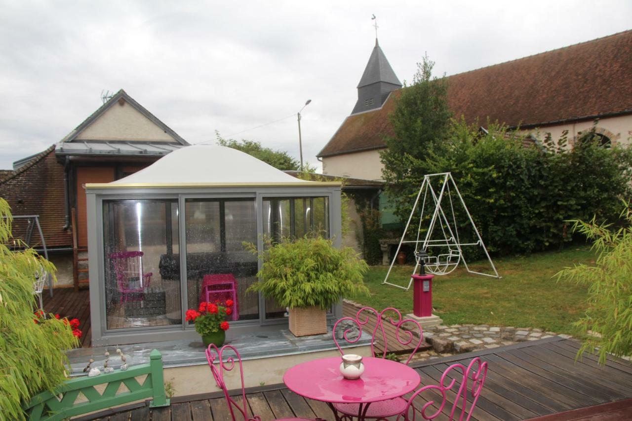 Roulotte La Dominique Bed & Breakfast Romery  ภายนอก รูปภาพ